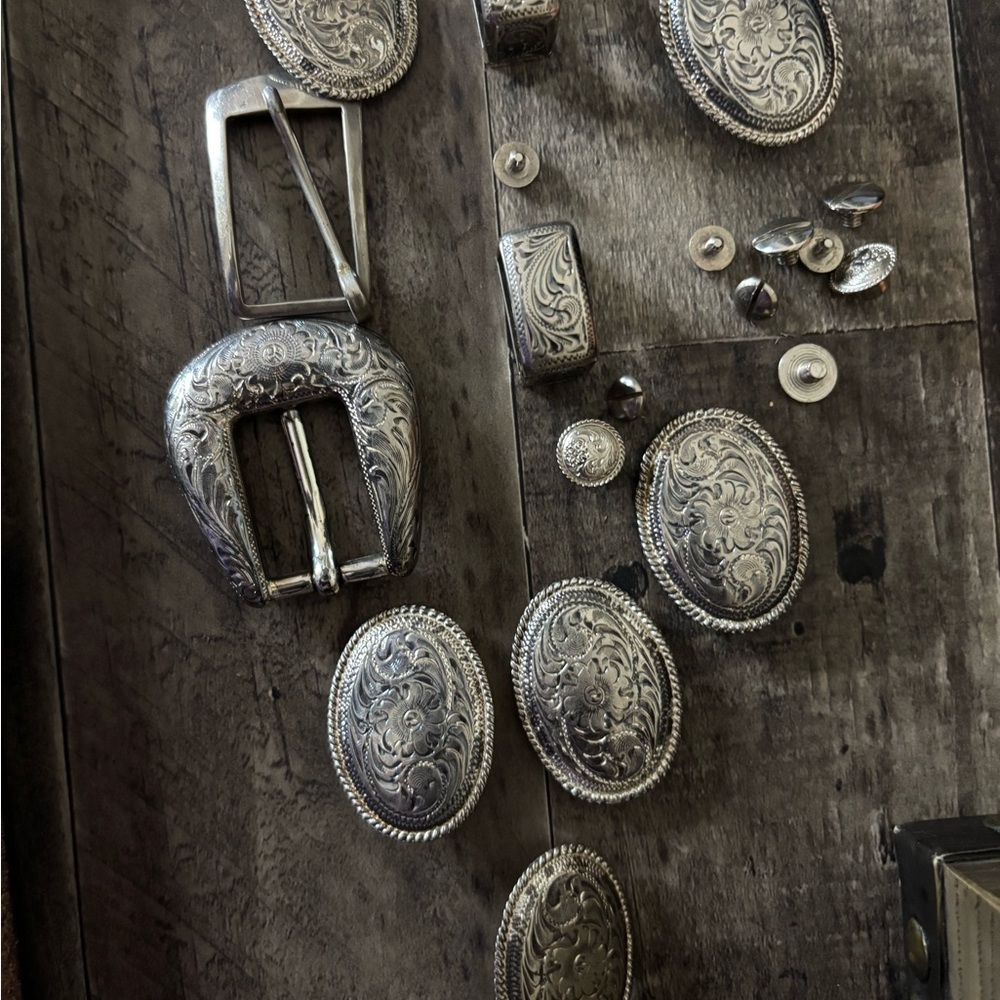 Intricate Silver Western Belt Buckle Set